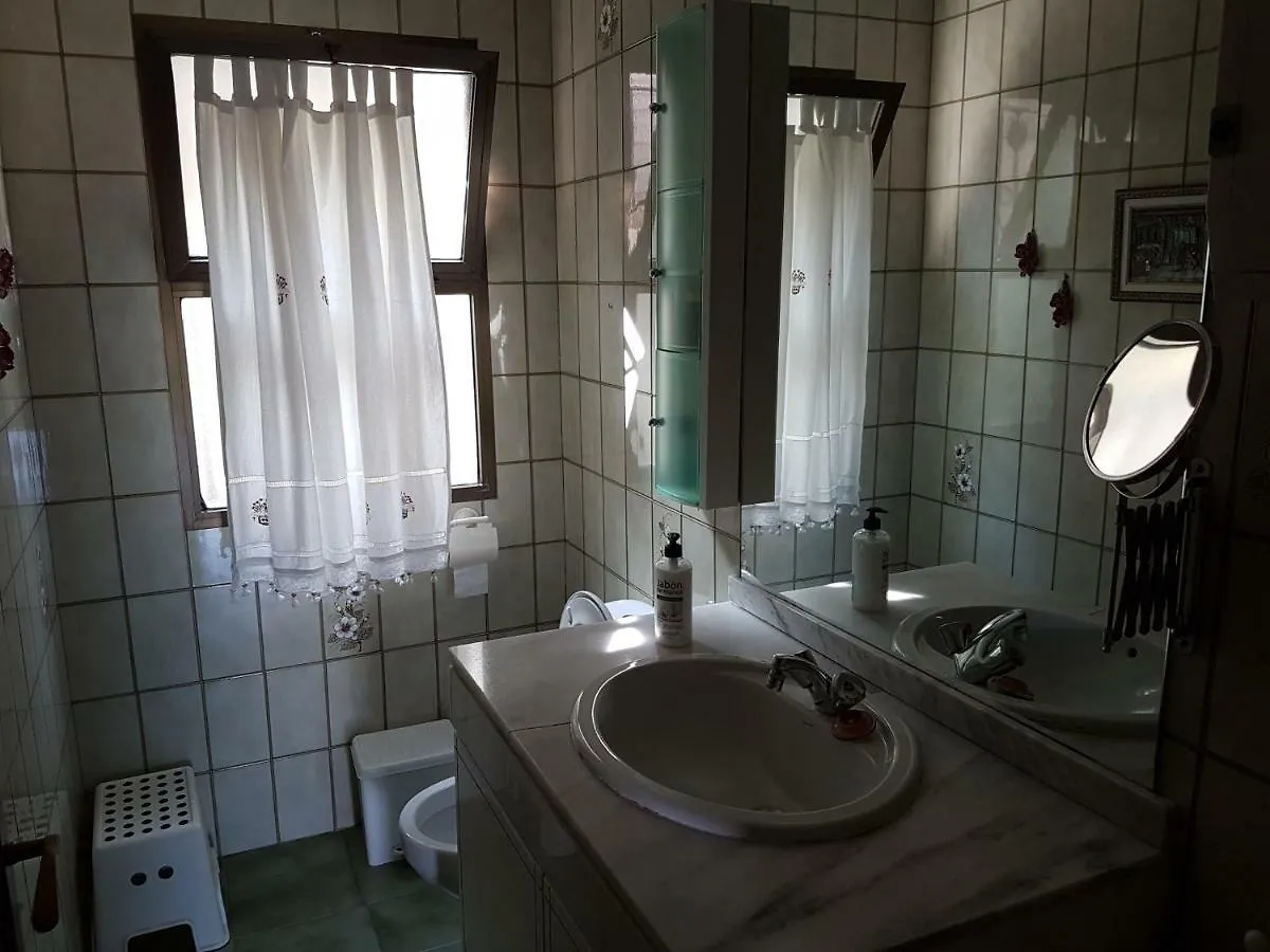 Casa Chalet Las Camelias Los Barrios Holiday home